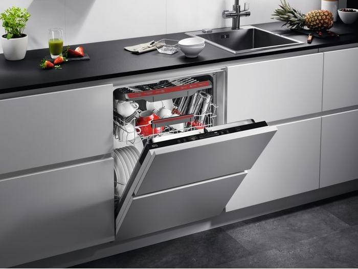 Купить Встраиваемая посудомоечная машина AEG FSK64907Z — Фото 2