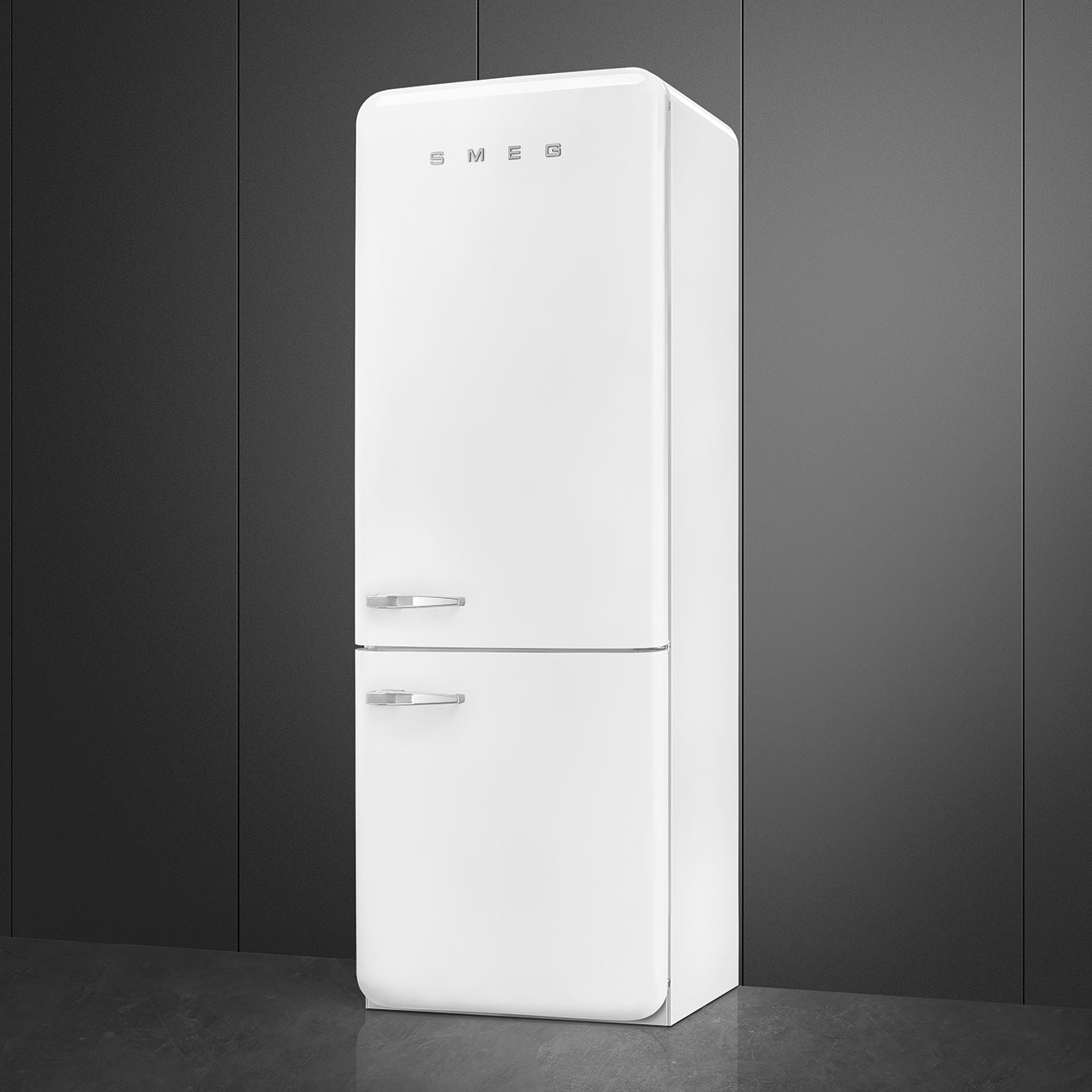 Купить Двухкамерный холодильник Smeg FAB38RWH5 — Фото 8
