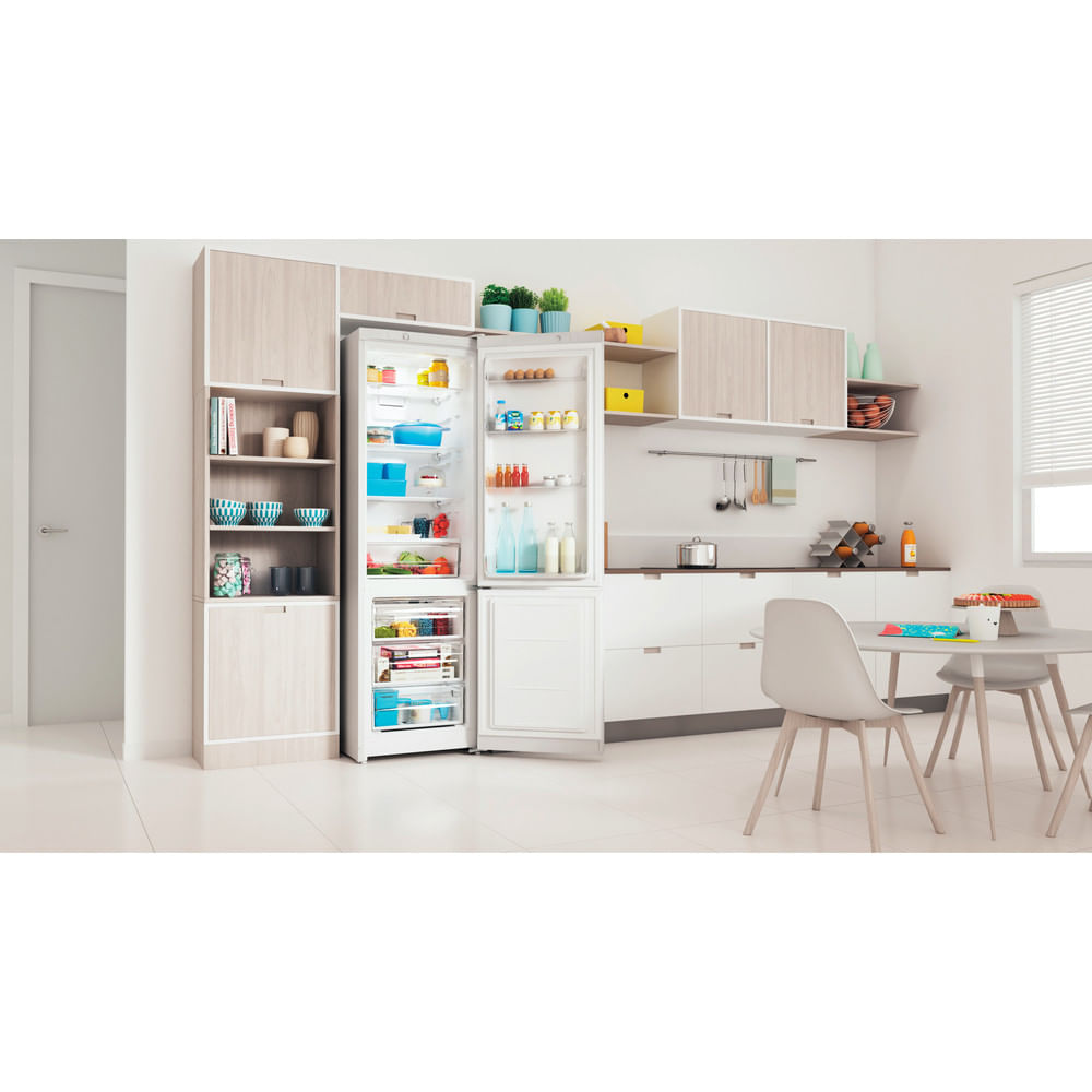 Купить Двухкамерный холодильник Indesit ITS 4200 W — Фото 9