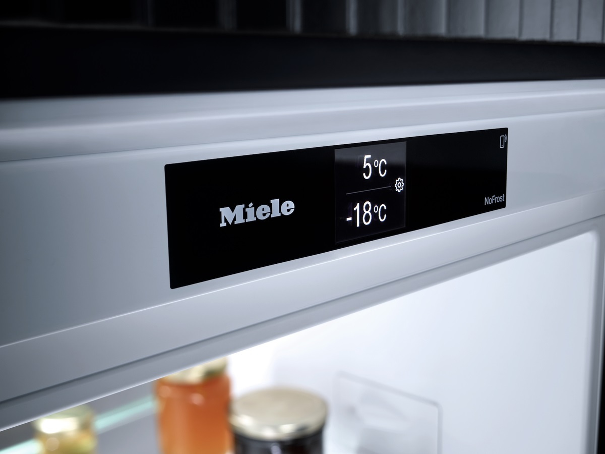 Купить Встраиваемый холодильник Miele KFN 7764 D — Фото 6