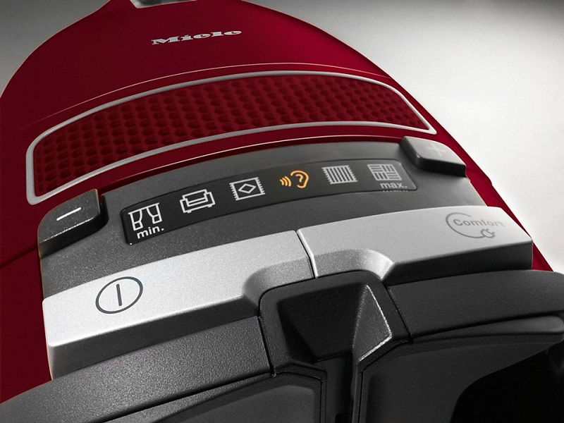 Купить Пылесос MIELE SGDA3 Complete C3 Pure Red ежевичный красный — Фото 2