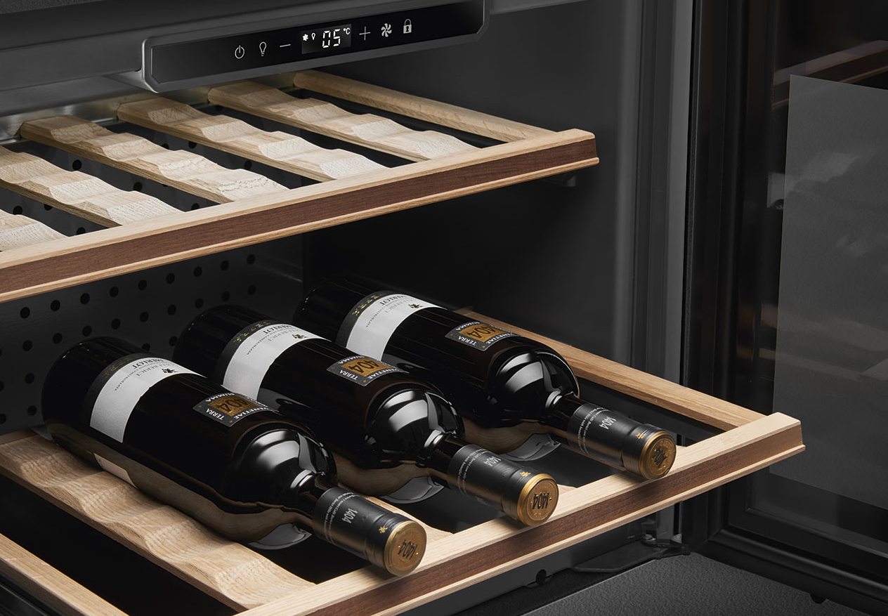 Купить Встраиваемый винный шкаф Smeg CVI121S3 — Фото 4