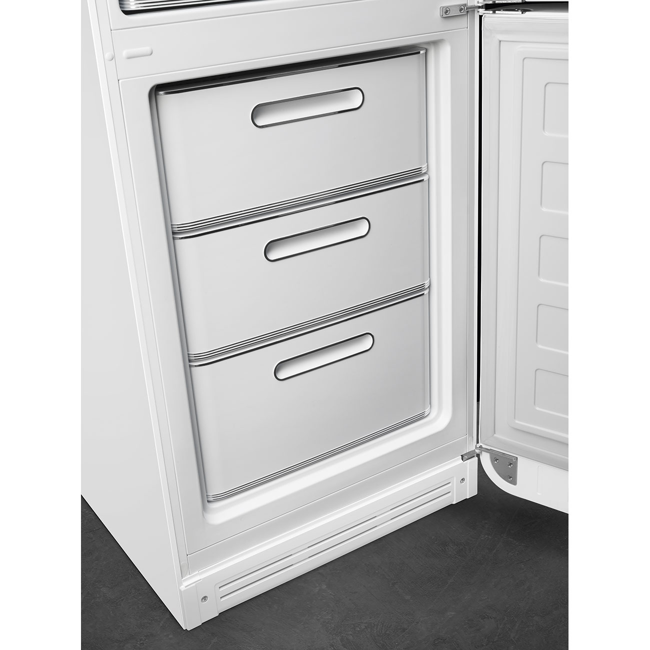 Купить Двухкамерный холодильник Smeg FAB32RWH5 — Фото 6