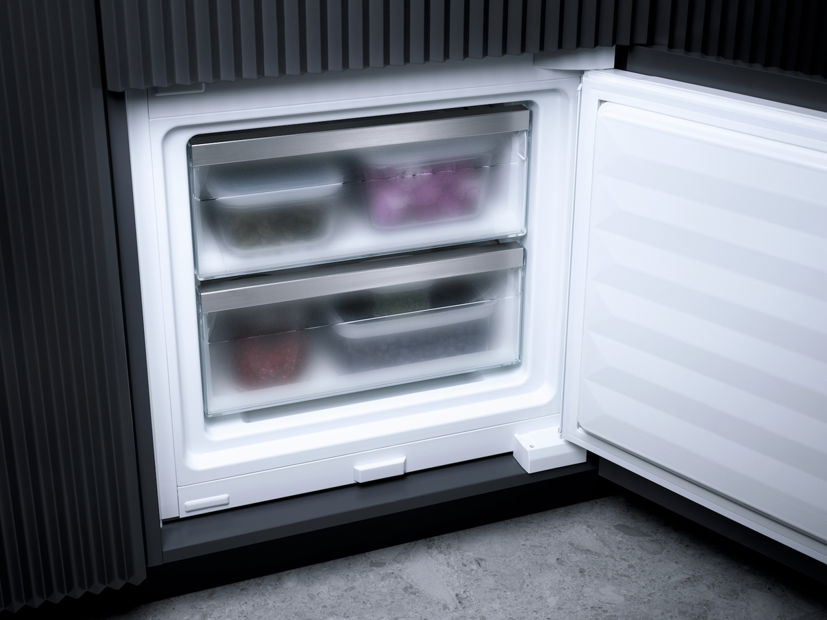 Купить Встраиваемый холодильник Miele KF7731E — Фото 3