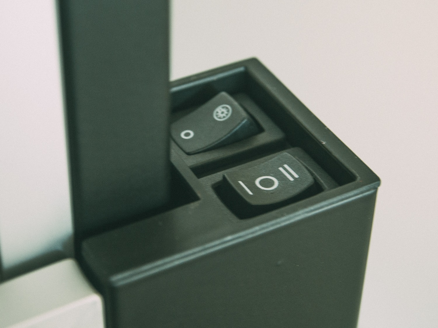 Купить Вытяжка встраиваемая LEX Hubble G 600 черный/стекло черное — Фото 2