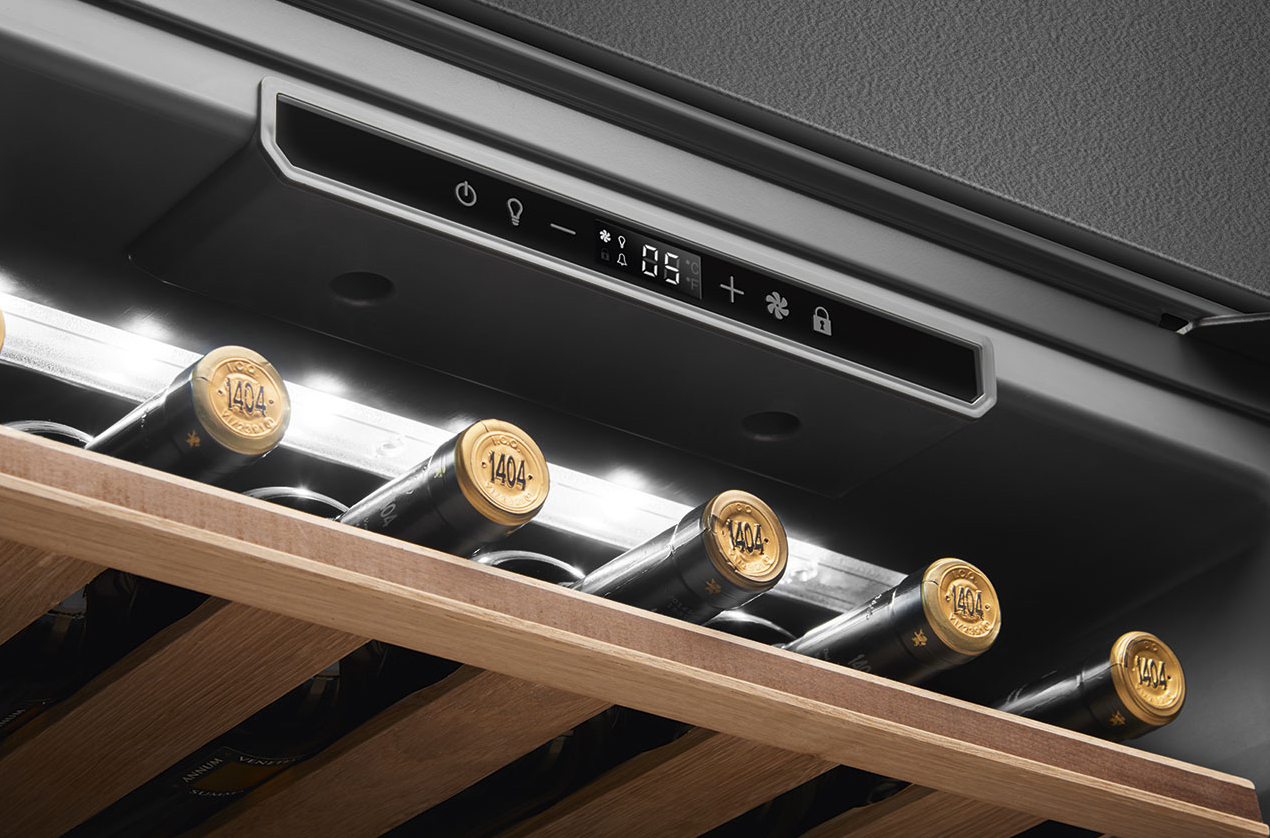 Купить Встраиваемый винный шкаф Smeg CVI121S3 — Фото 5