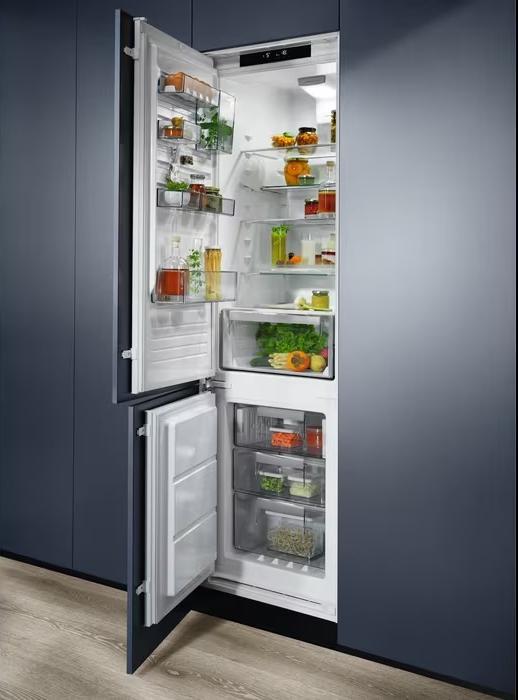 Купить Встраиваемый холодильник Electrolux ENS6TE19S — Фото 3