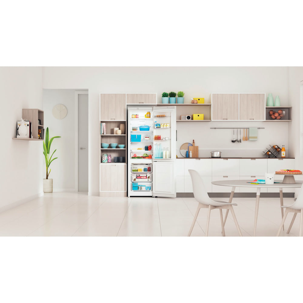 Купить Двухкамерный холодильник Indesit ITS 4200 W — Фото 10