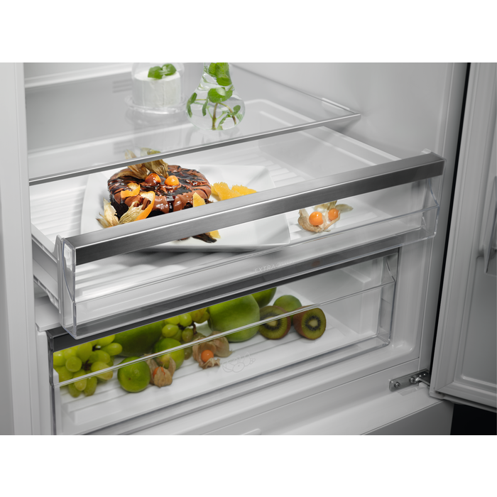 Купить Двухкамерный холодильник Electrolux RNT7MF46X2 — Фото 3