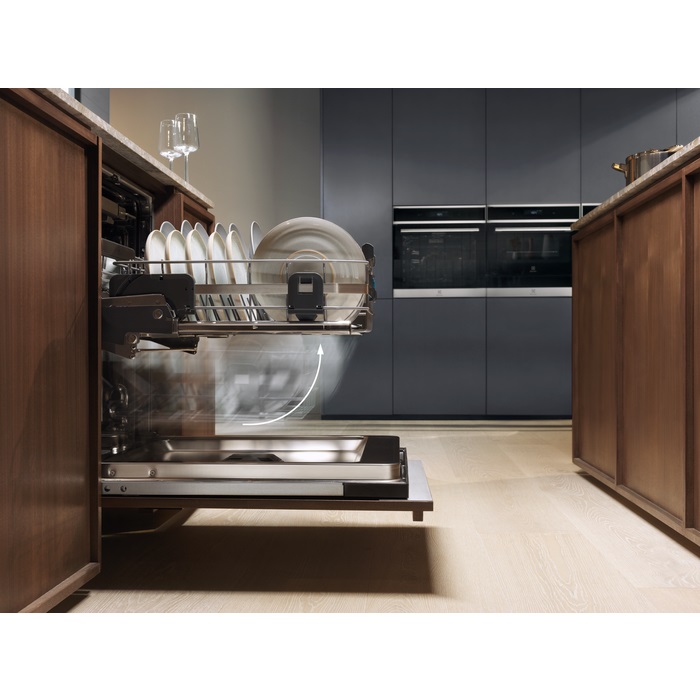 Купить Встраиваемая посудомоечная машина Electrolux EEC 967310 L — Фото 8