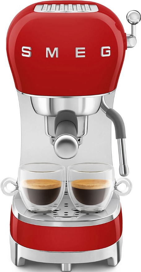 Кофеварка Smeg ECF02RDEU																		 — описание, фото, цены в интернет-магазине PT Stores