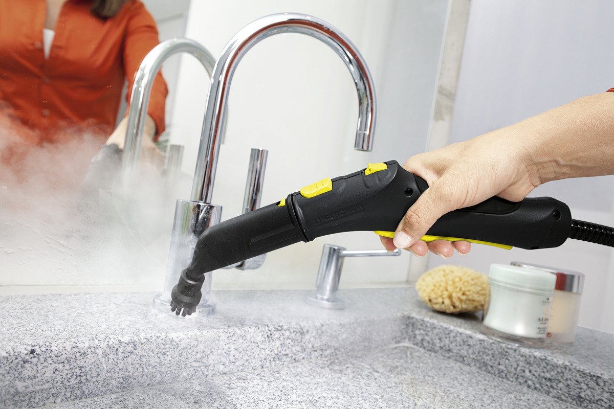 Купить Отпариватели и пароочистители KARCHER SC 5 EasyFix 2200Вт желтый/черный — Фото 2