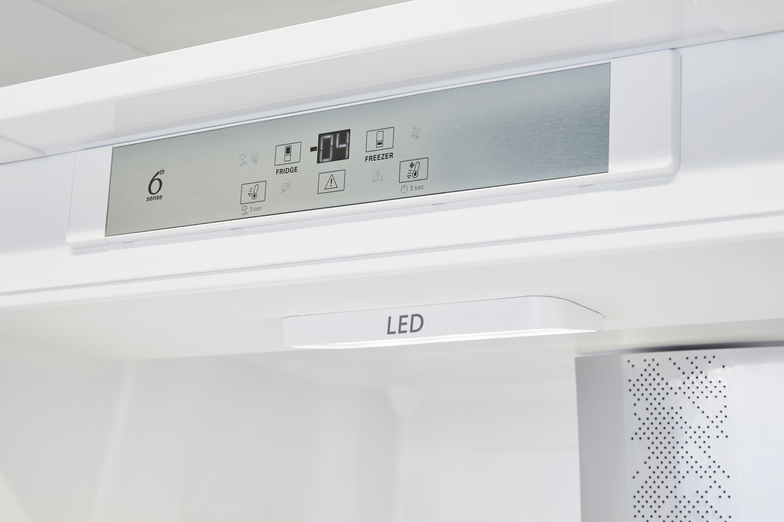 Купить Встраиваемый холодильник Whirlpool SP40 802 EU — Фото 4
