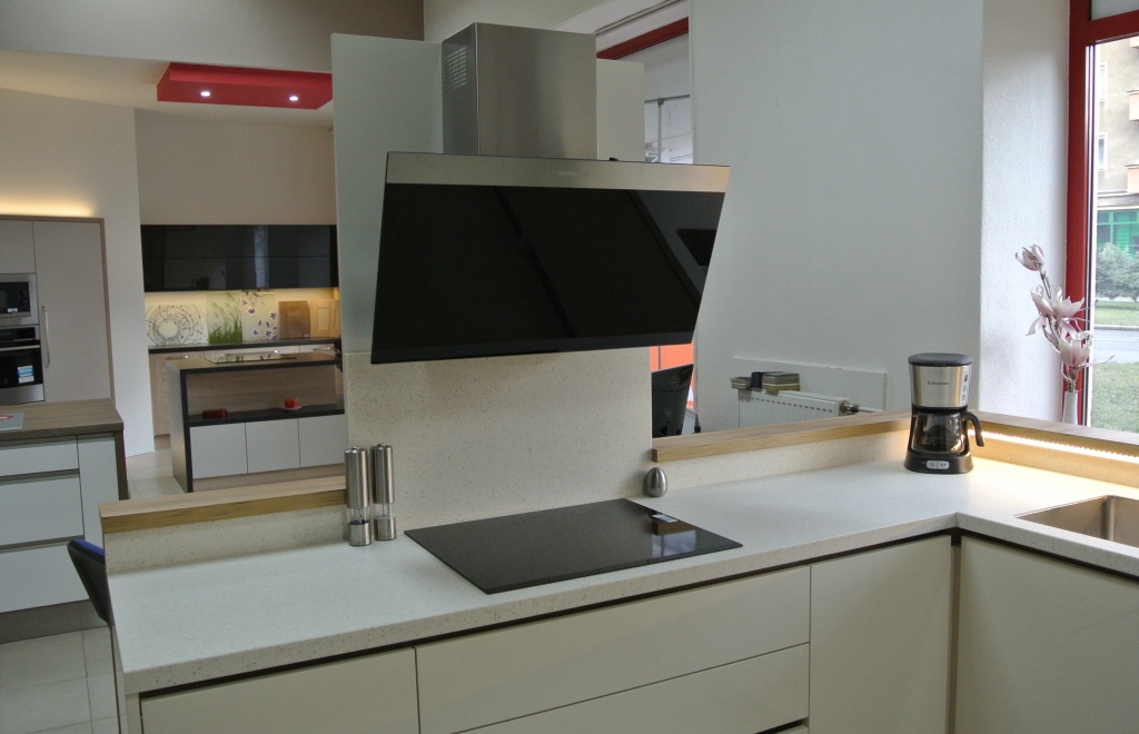 Купить Наклонная вытяжка FABER Daisy EG6 LED BK A80 — Фото 5