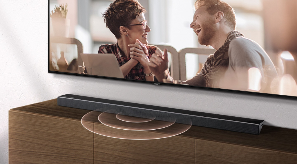 ru-feature-center-channel-for-clear-dialogue-169609413.jpg